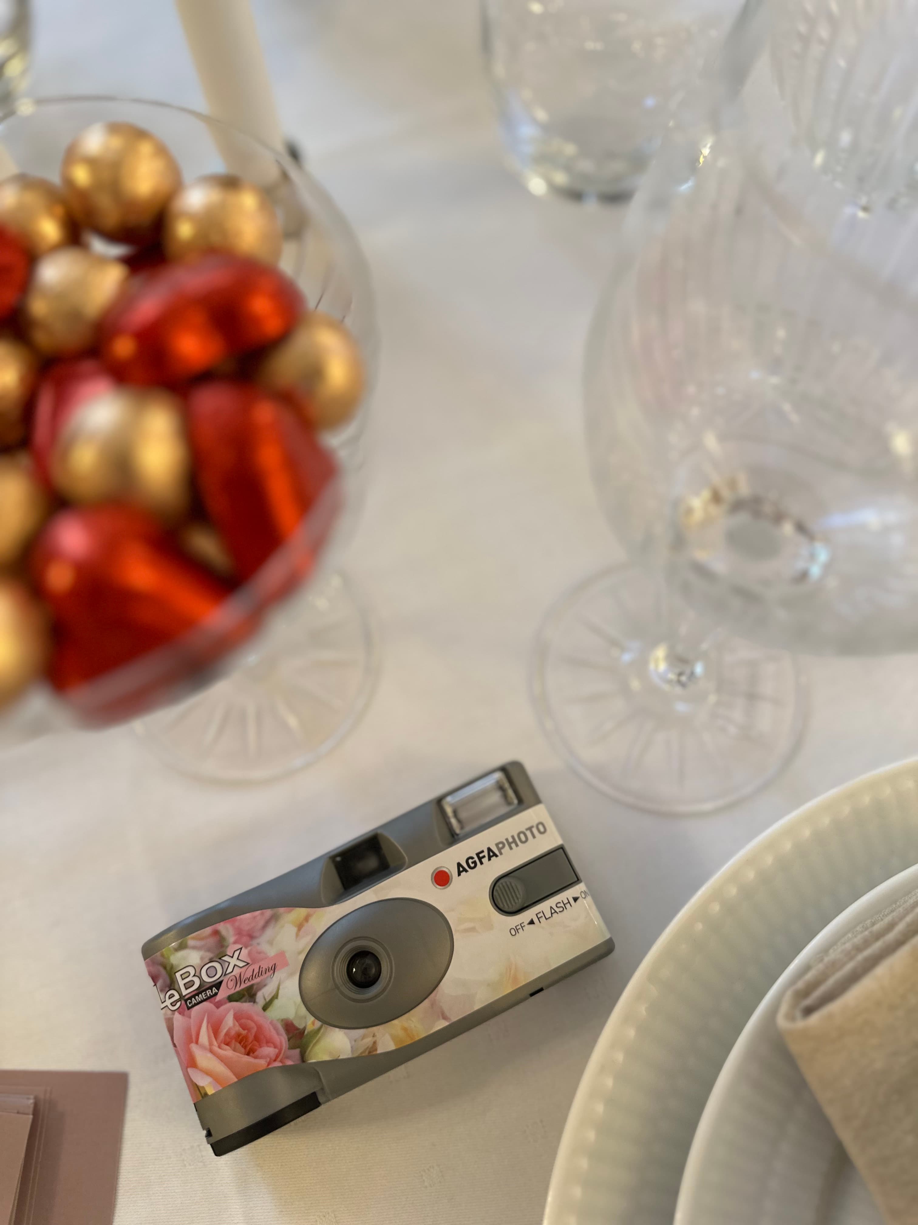 Bilde av AgfaPhoto LeBox Wedding – Engangskamera med blits for bryllup-27 bilder