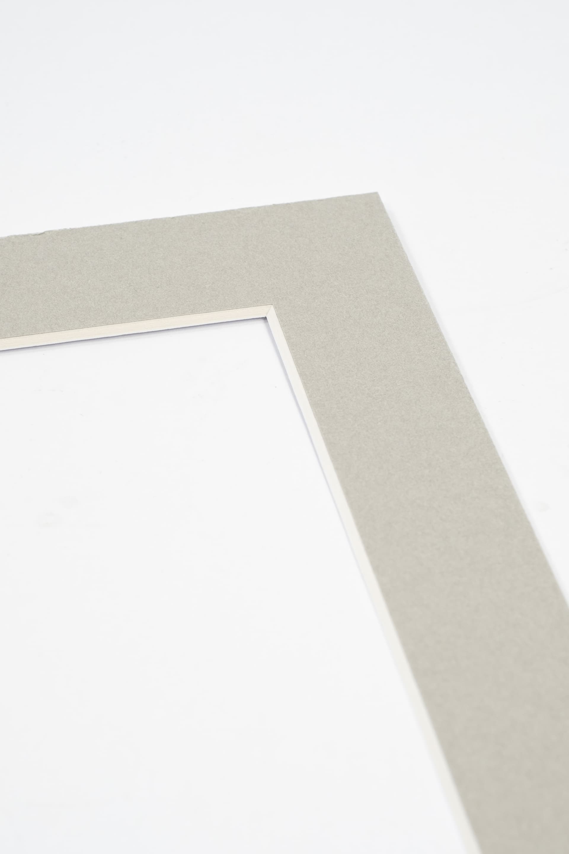 Yd. Passepartout 50x50 Cm Für Fotogröße 40x40 - Weinrot - Museumkarton - Außenmaße 50x50 Cm - Innengröße 40x40 Cm